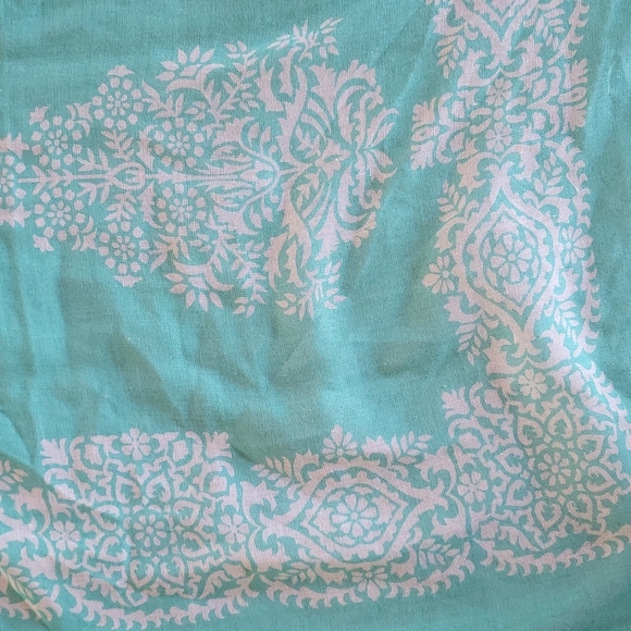 Boho pattern scarf - Picture 2 of 2
